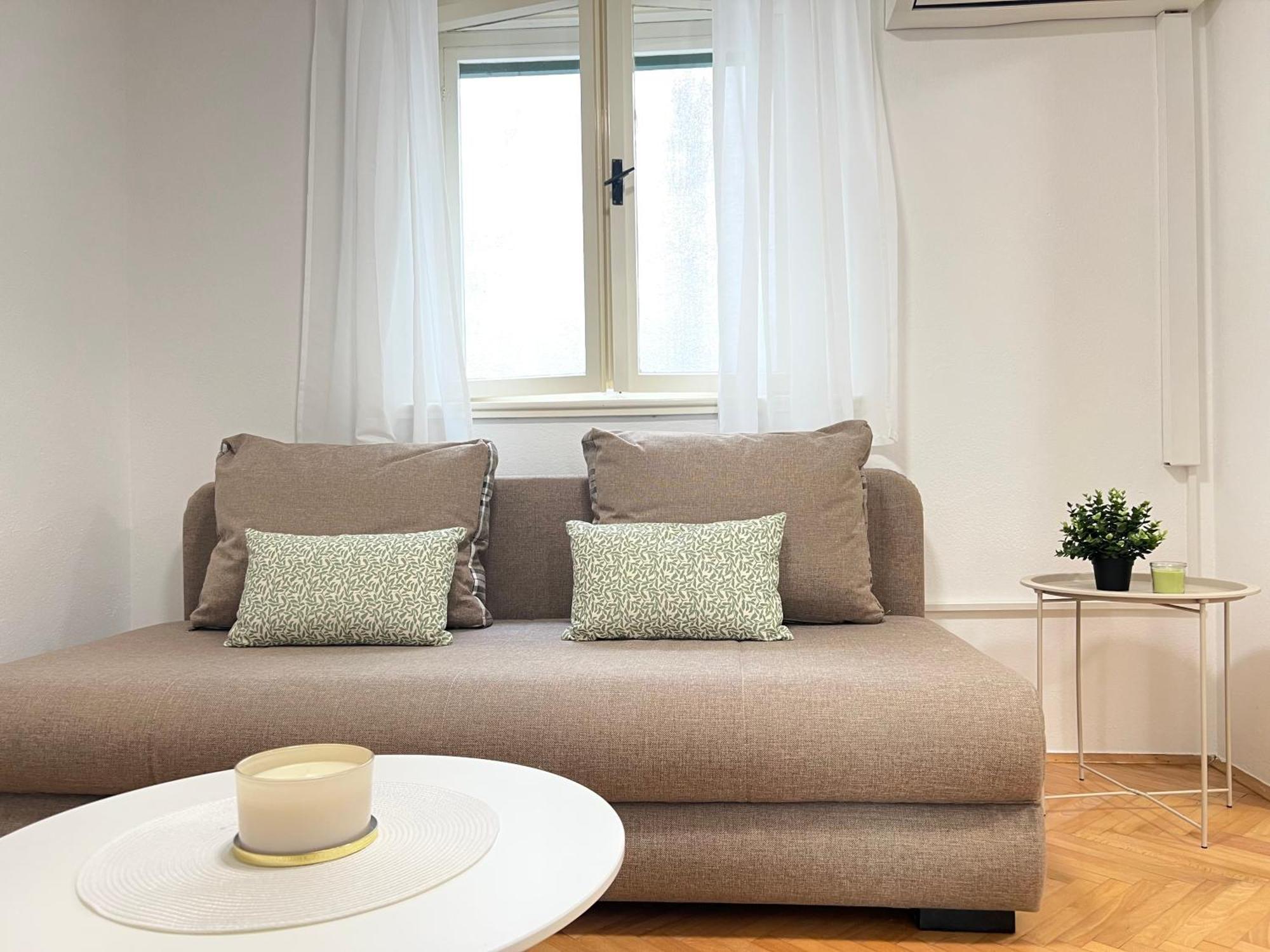 Apartman Lucijan Kastela Ngoại thất bức ảnh