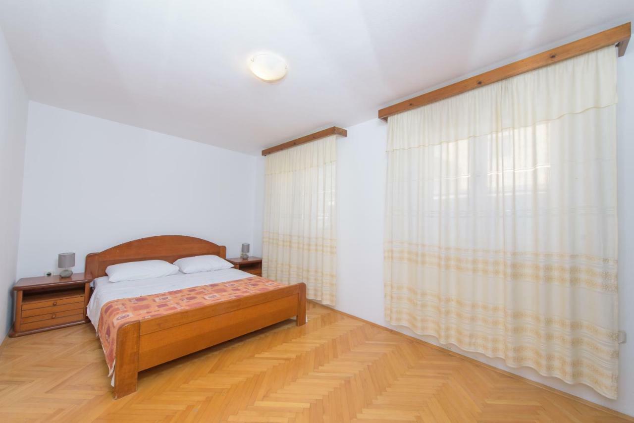 Apartman Lucijan Kastela Ngoại thất bức ảnh