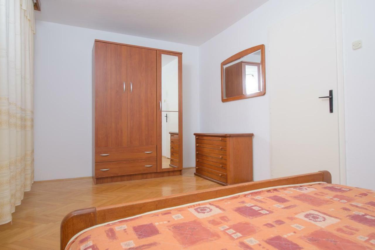 Apartman Lucijan Kastela Ngoại thất bức ảnh